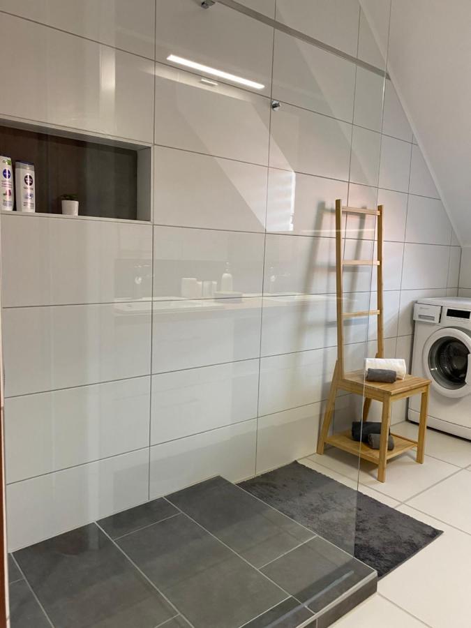 Star Apartman Zalacsany Luaran gambar